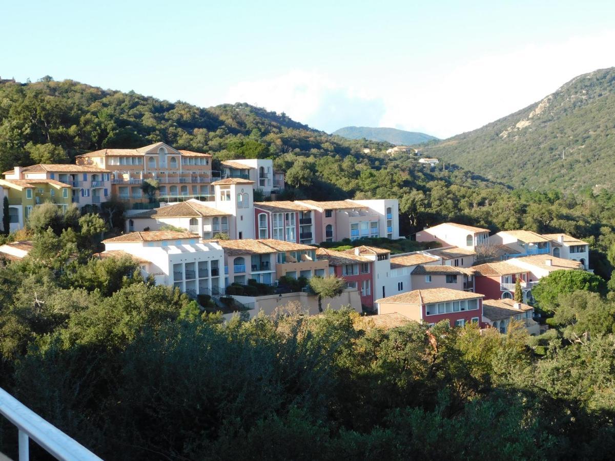 Appartement Les Restanques - Grimaud Extérieur photo