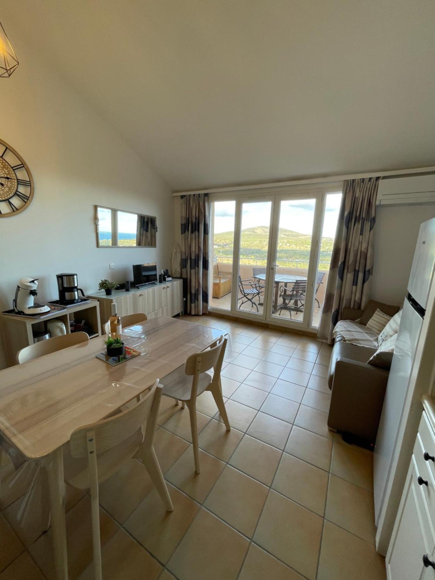 Appartement Les Restanques - Grimaud Extérieur photo